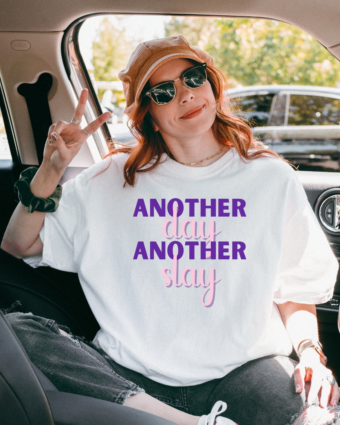 Woman - 'Another Day Another Slay' Oversize Comfort T-shirt- Slay Shirt