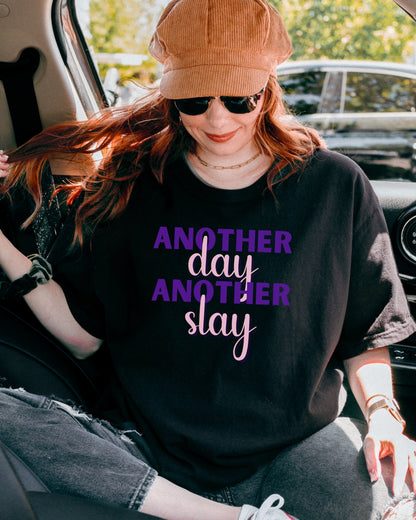 Woman - 'Another Day Another Slay' Oversize Comfort T-shirt- Slay Shirt